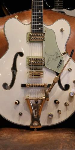 Gretsch White Falcon Double Cutaway de 1967