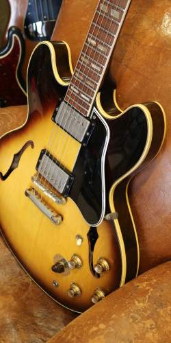 Gibson ES-345 TD Sunburst de 1963
