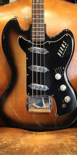 Burns Vista Sonic Bass Sunburst de 1962
