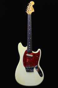 Fender Musicmaster II Olympic White de 1965