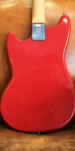 Fender Musicmaster Dakota Red de 1974