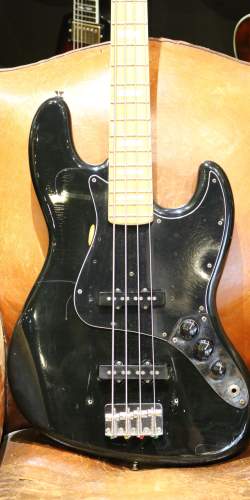 Fender Jazz Bass Black de 1975