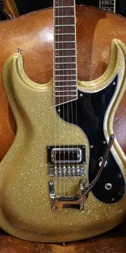 Guitare Type Mosrite série "Discoramones" Gold Sparkle Phillipe Dubreuille de 2020