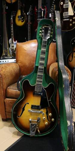 Favino Type ES335 Sunburst des 1960's
