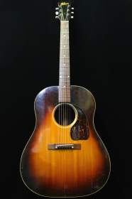 Gibson J-45 Sunburst de 1946