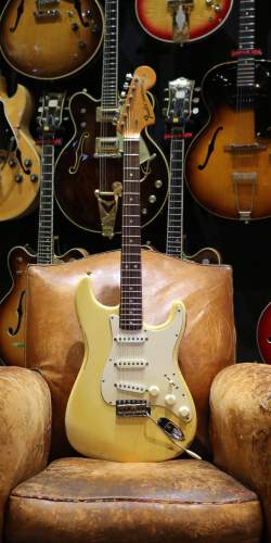 Fender Stratocaster (4 bolts) Olympic White de 1971