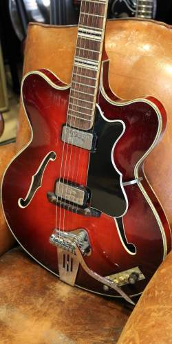 Hofner Very Thin Red de 1964
