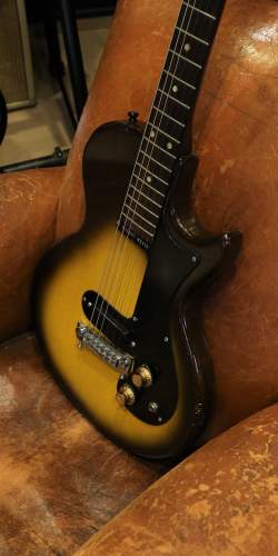 Gibson Melody Maker Sunburst de 1960