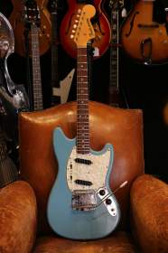 Fender Mustang Daphne Blue de 1967