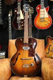 Gibson L-50 Sunburst de 1936 avec micro Stimer