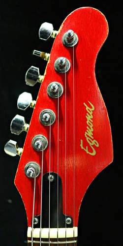 Egmond Model 3 Vinyle Rouge de 1960's