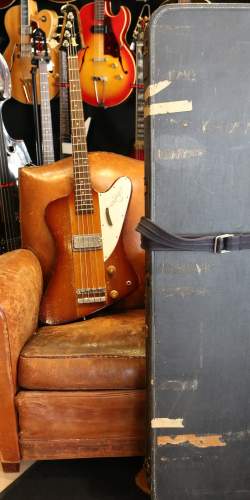 Gibson Thunderbird II Sunburst de 1965