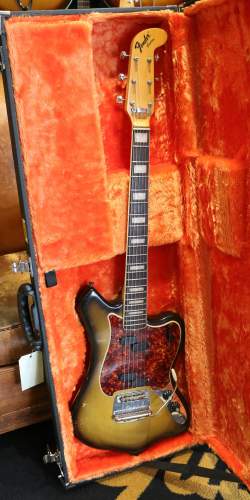 Fender Custom Maverick Sunburst de 1966
