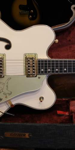 Gretsch White Falcon Double Cutaway de 1967