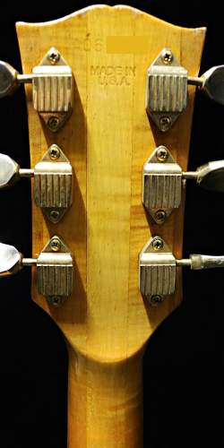 Gibson J-200 natural de 1973
