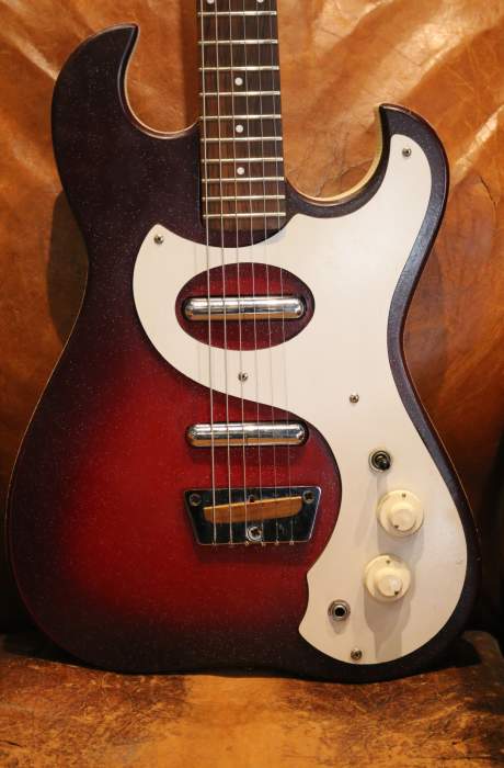 Silvertone 1457 Redburst de 1964