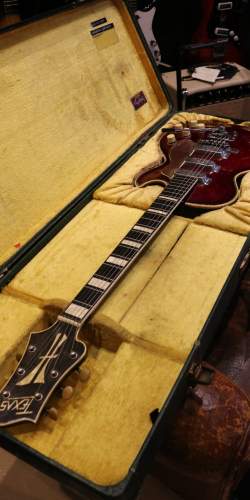 Jacobacci Texas Red Sparkles 1960's