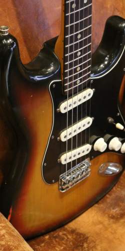 Fender Stratocaster Hardtail Sunburst de 1975