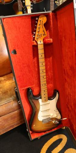 Fender Stratocaster Sunburst de 1974