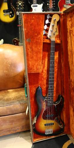 Fender Jazz Bass Sunburst de 1962