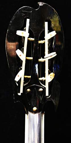 Wandre Scarabeo Noire et Verte de 1960's