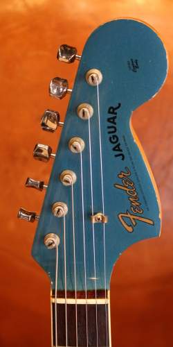 Fender Jaguar Ocean Turquoise Matching Headstock de 1966