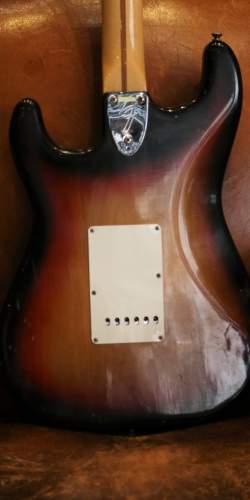 Fender Stratocaster Sunburst de 1974