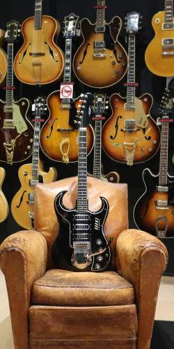 Burns Black Bison de 1963