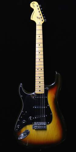 Fender Stratocaster Gaucher Sunburst de 1978