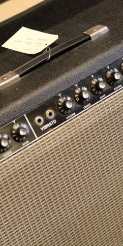 Fender Deluxe Reverb "Blackface" No Logo de 1964