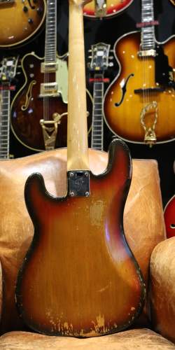 Fender Precision Bass Sunburst de 1969