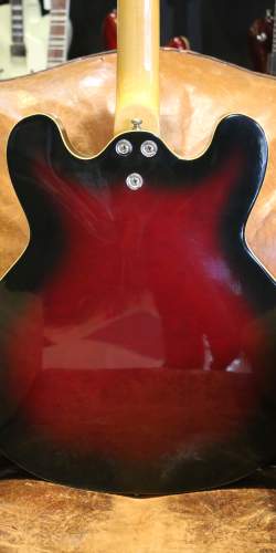 Dobro Mosrite D-100 "The Californian" Burgundy de 1967