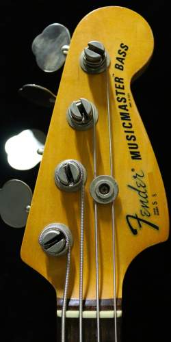 Fender Musicmaster Bass Fiesta Red de 1978