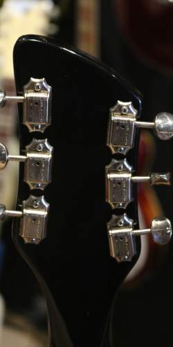 Rickenbacker 381v69 Jetglo de 1996