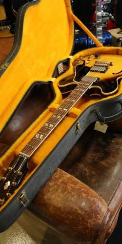 Gibson ES-345 TD Sunburst de 1963