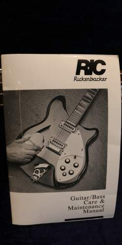 Rickenbacker 4001CS Chris Squire Signature Limited Edition Cream Colorglo de 1992