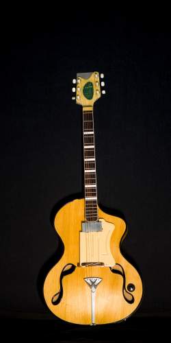 Collection de Wandre Guitares and Basses