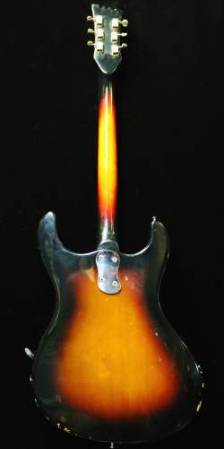 Mosrite Moseley Sunburst de 1965