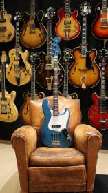 Fender Jazz Bass Lake Placid Blue (Matching Headstock) de 1966