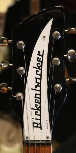 Rickenbacker 381v69 Jetglo de 1996