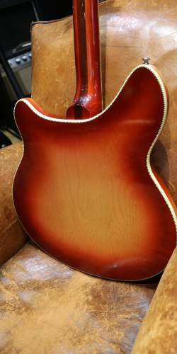 Rickenbacker 360 Fireglo de 1967