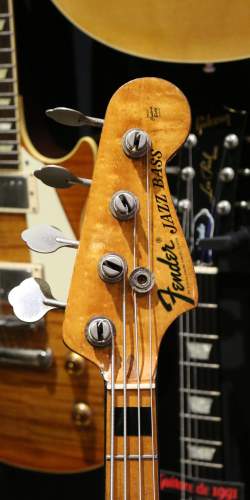 Fender Jazz Bass Black touche érable de 1972