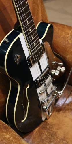 Duesenberg Starplayer TV Green Sparkle Mike Campbell de 2021