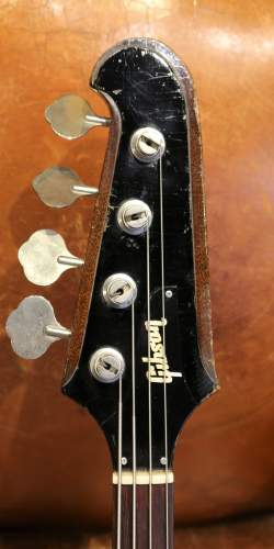 Gibson Thunderbird II Sunburst de 1965