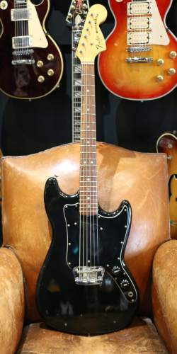 Fender Musicmaster Black de 1978