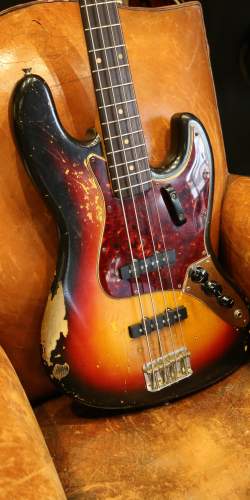 Fender Jazz Bass Sunburst de 1962
