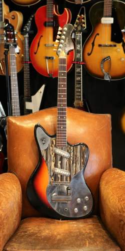 Framus Strat Deluxe Sunburst de 1964