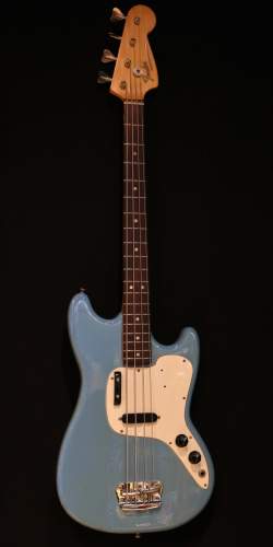 Fender Musicmaster Bass Daphne Blue de 1972