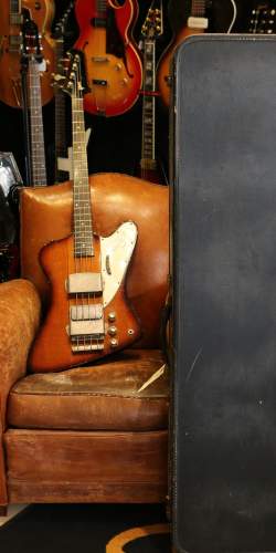 Gibson Thunderbird IV Sunburst de 1964