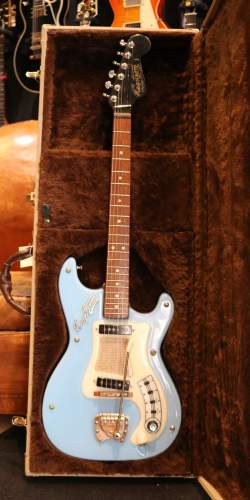 Hagstrom I Blue de 1966